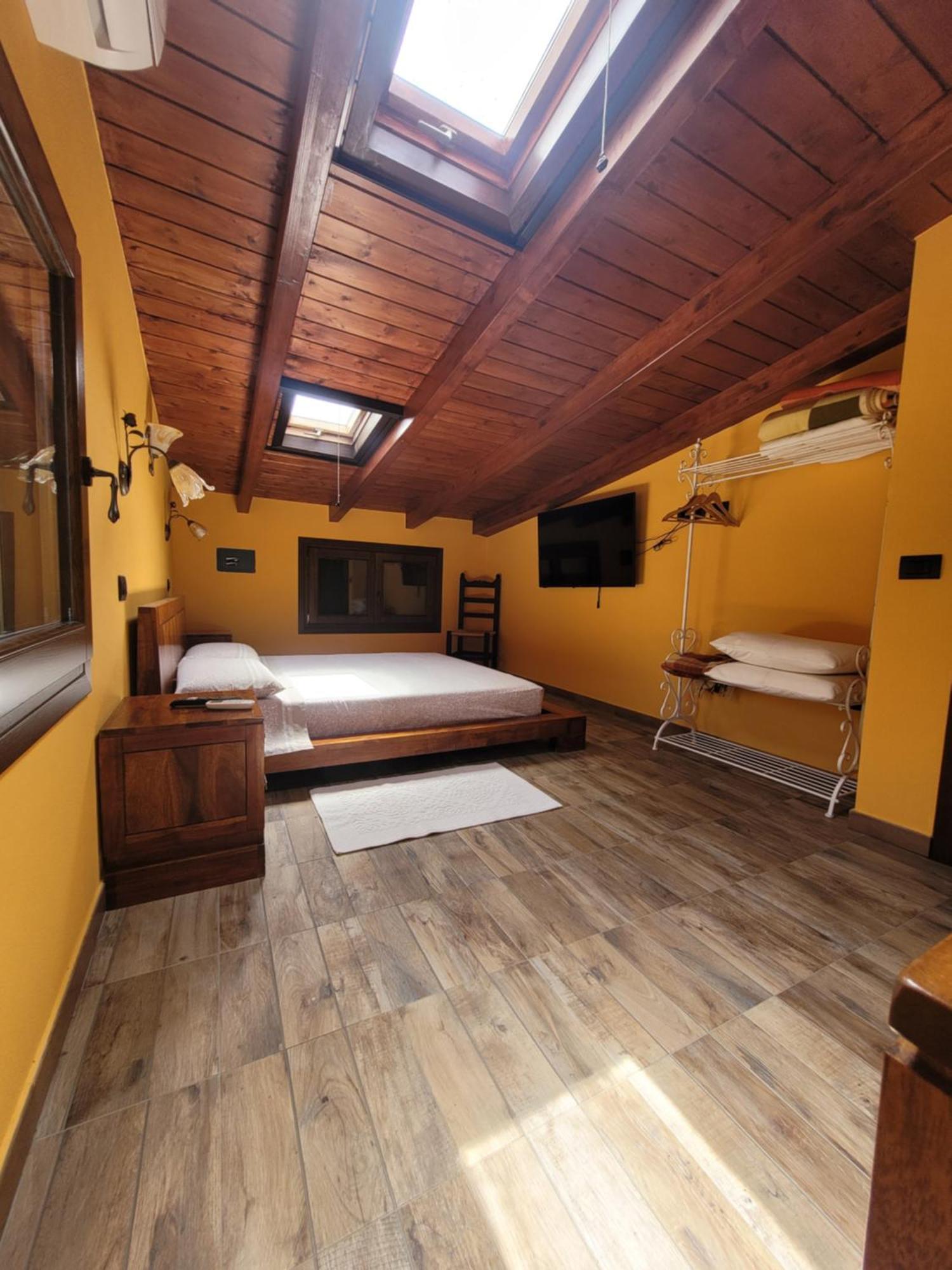Rifugio Della Pace Piano Terra E Primo Piano Villa Sant Isidoro  Eksteriør bilde